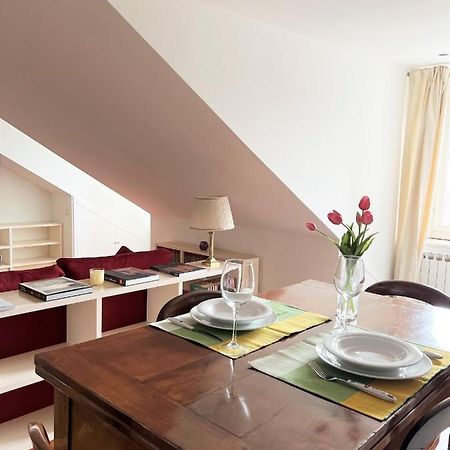 Hostdomus - September Suite Turin Bagian luar foto