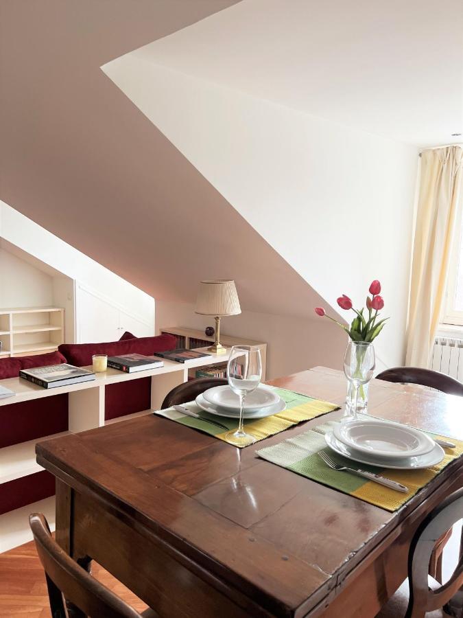 Hostdomus - September Suite Turin Bagian luar foto