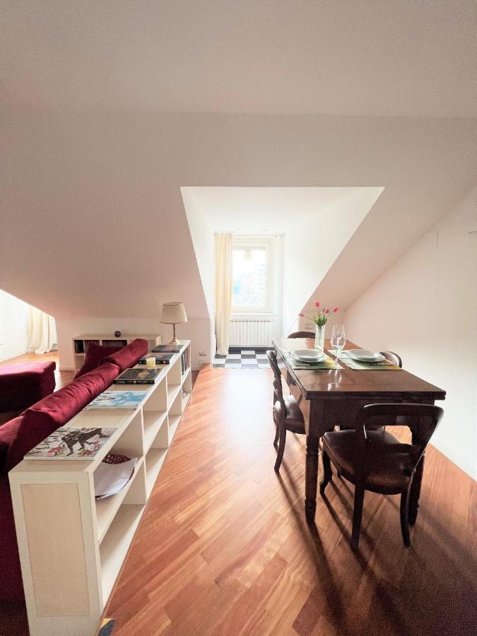 Hostdomus - September Suite Turin Bagian luar foto