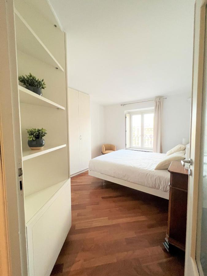 Hostdomus - September Suite Turin Bagian luar foto