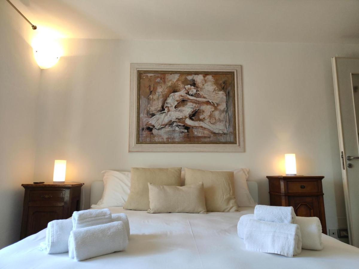 Hostdomus - September Suite Turin Bagian luar foto