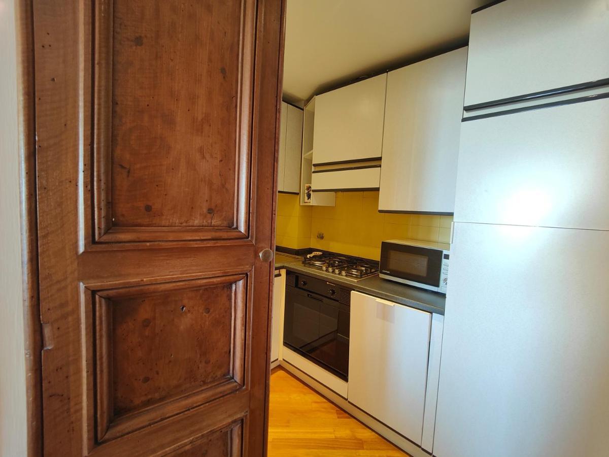 Hostdomus - September Suite Turin Bagian luar foto