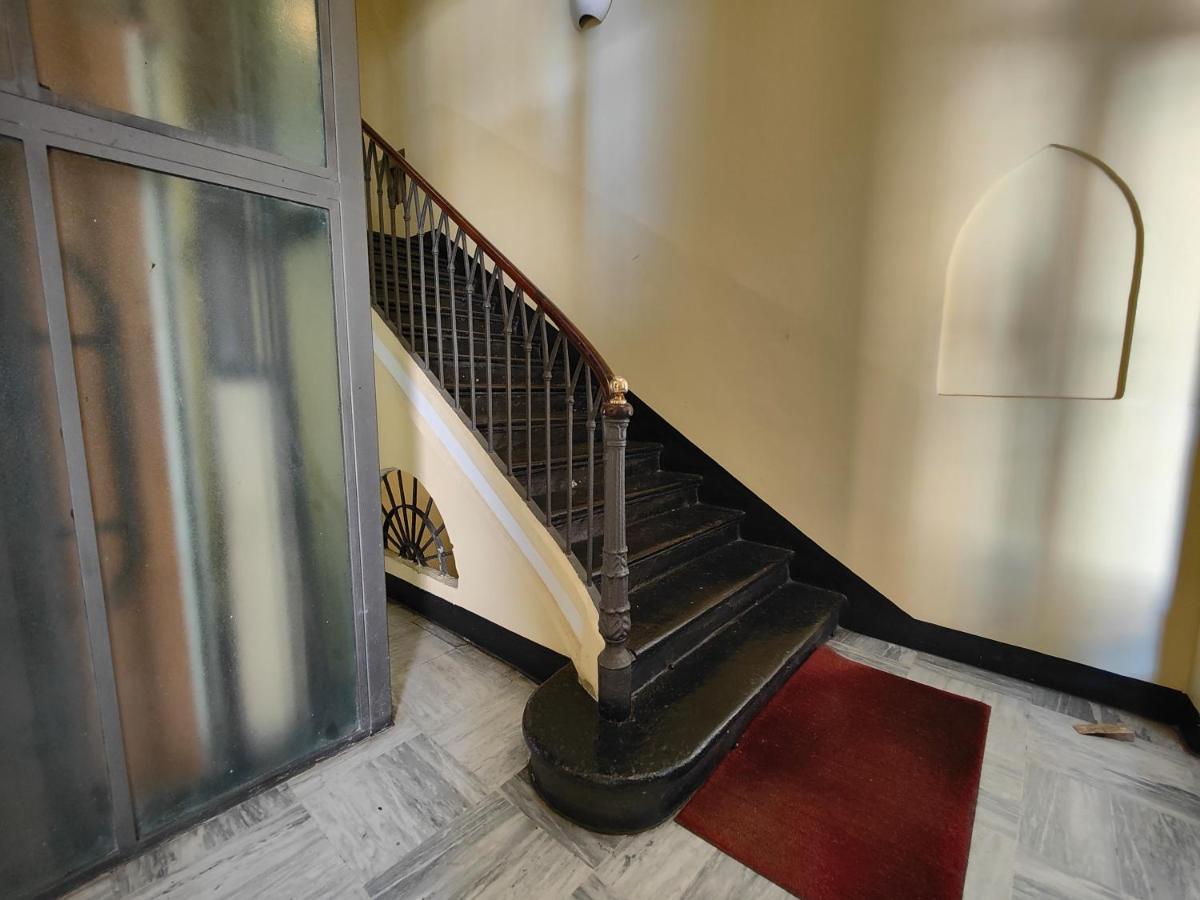 Hostdomus - September Suite Turin Bagian luar foto