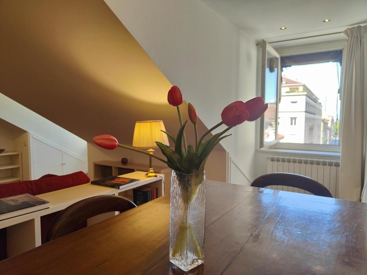 Hostdomus - September Suite Turin Bagian luar foto